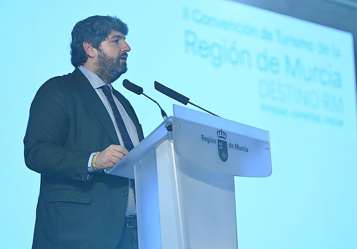 Fernando López Miras durante su intervención este martes en la convención de turismo.