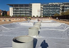 Obras del sistema de drenaje del disuasorio en Santiago y Zaraíche.