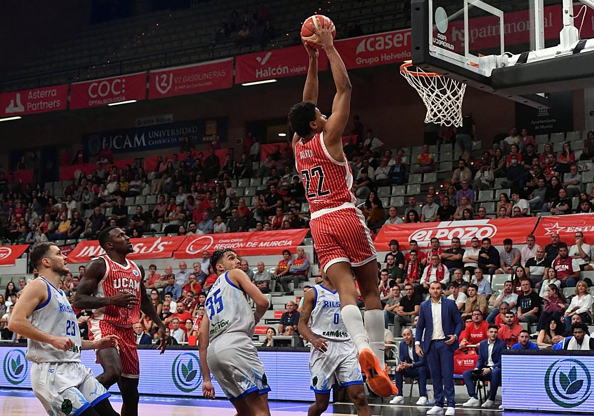 Mate de Lee Aaliya en la primera jornada, ante el Rilski.