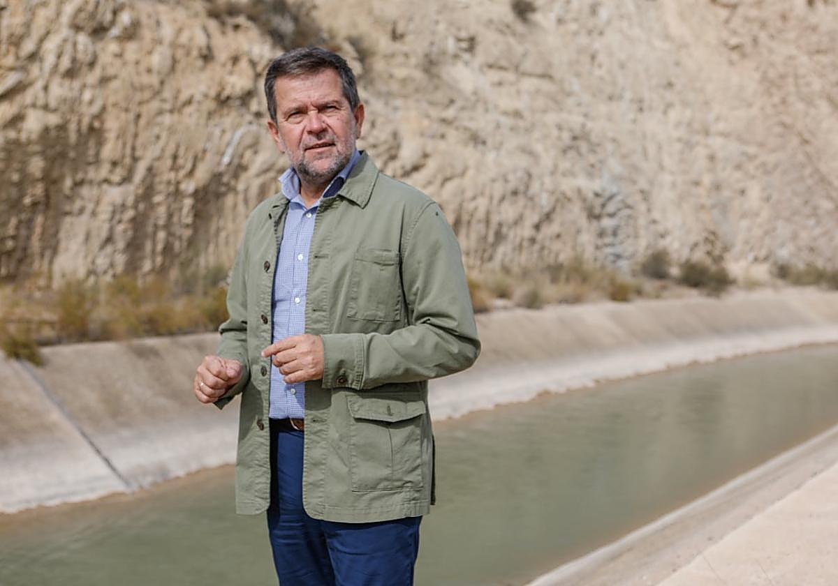 Juan Marín, en uno de los tramos del Trasvase Tajo-Segura.