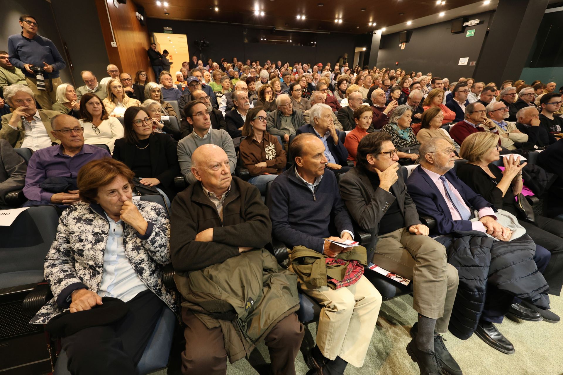 Las imágenes de Alfonso Guerra en Murcia en la conferencia &#039;Pensar la democracia&#039;