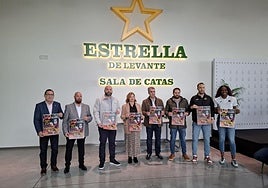 Presentación de la campaña solidaria 'Un juguete, una ilusión' este lunes en la sala de catas de Estrella de Levante.
