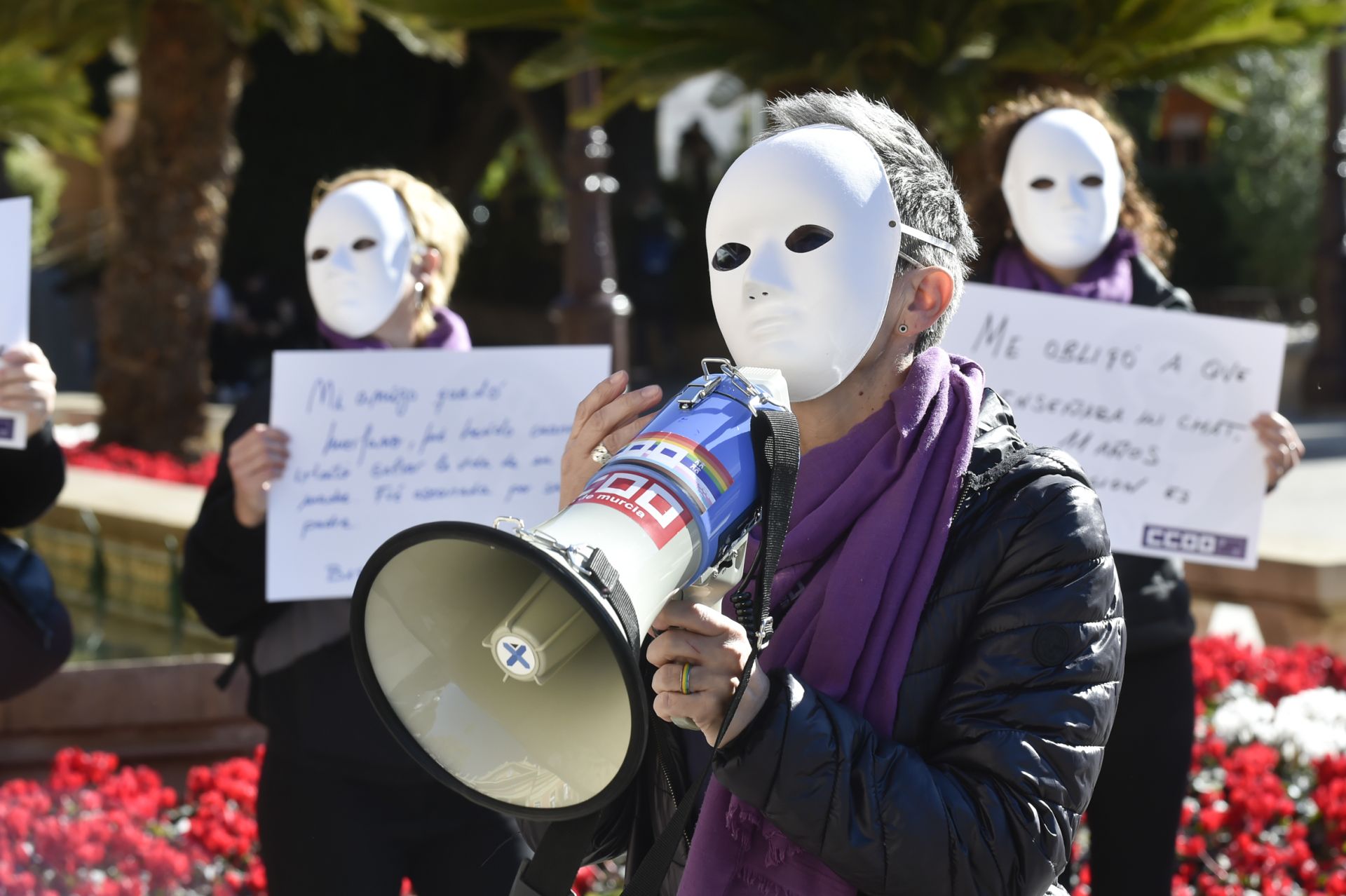 La actuación &#039;Porque el silencio también es violencia&#039;, en imágenes