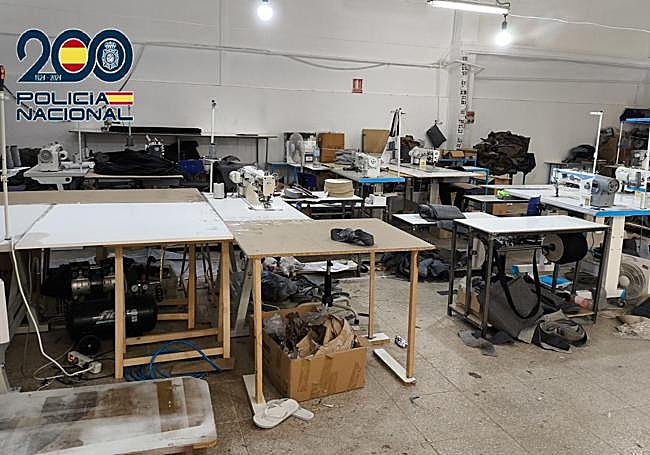 El taller de tapizados y cosidos textiles.
