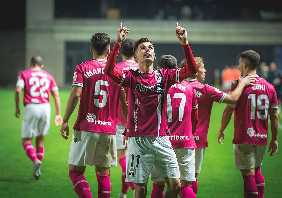 El FC Cartagena sufre y saborea la victoria, en imágenes