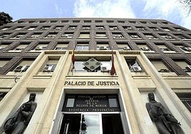 Fachada de la Audiencia Provincial.