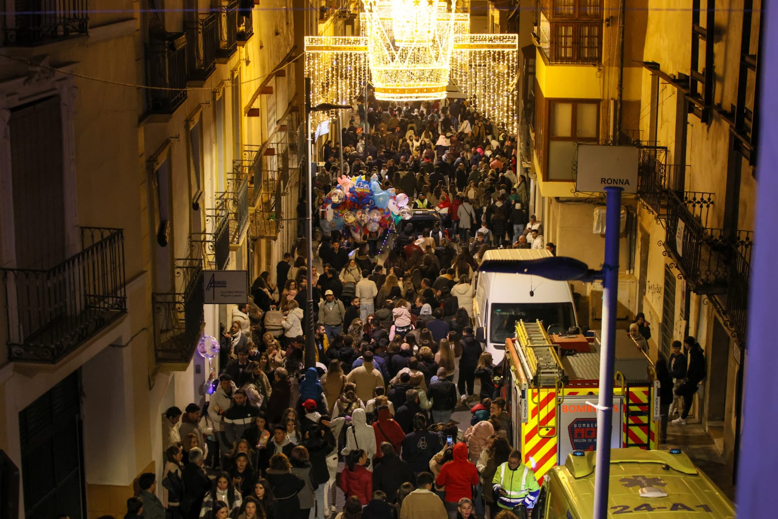 En imágenes, encendido de la Navidad en Lorca