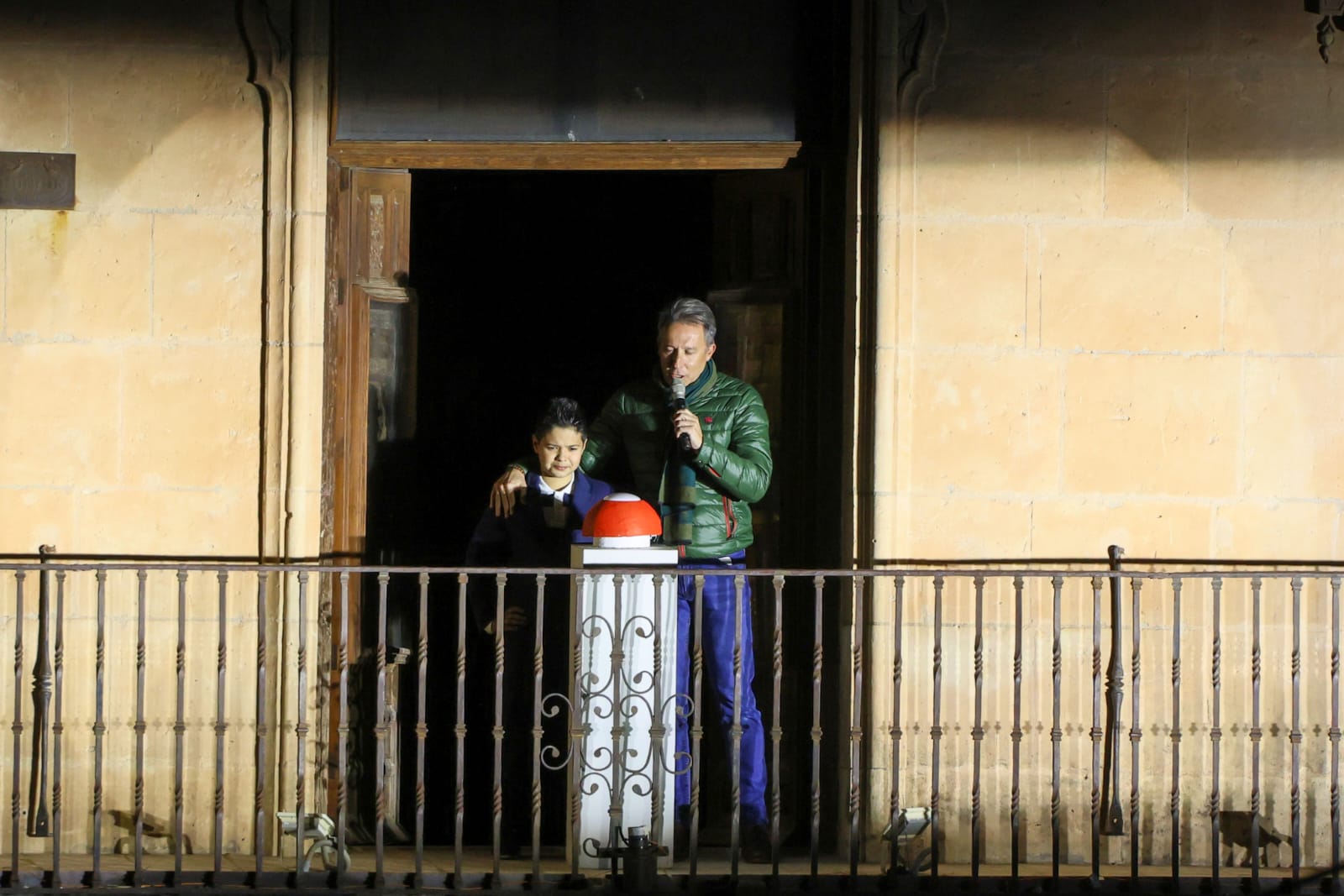 En imágenes, encendido de la Navidad en Lorca
