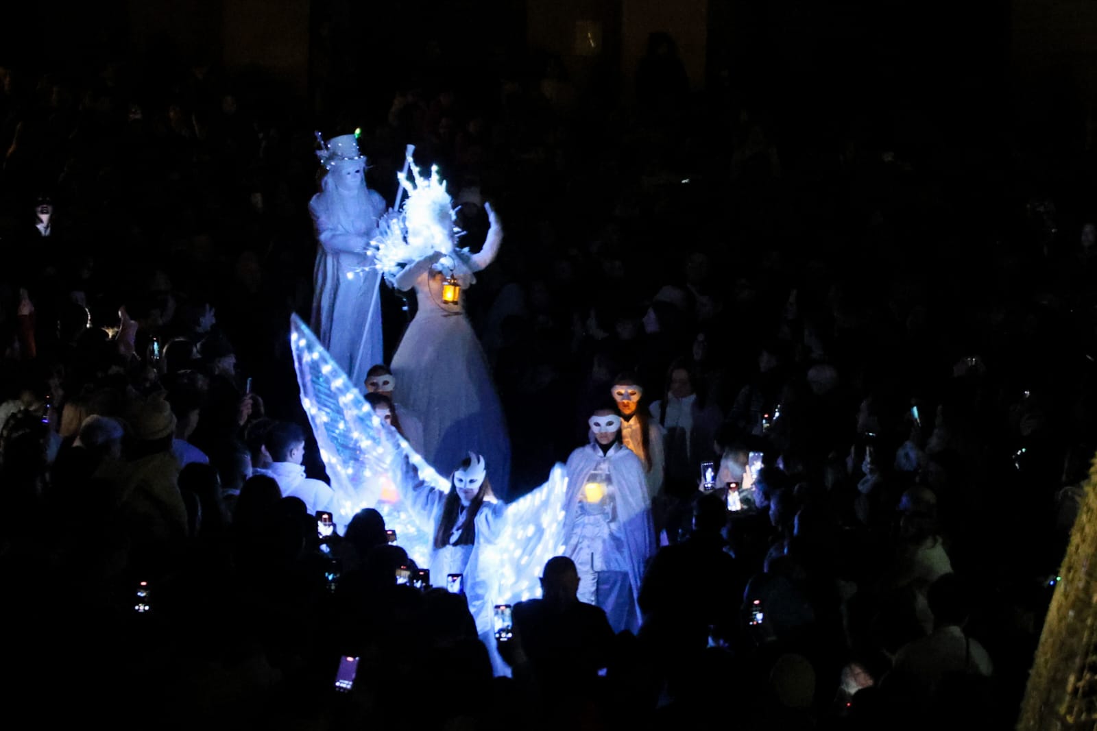 En imágenes, encendido de la Navidad en Lorca