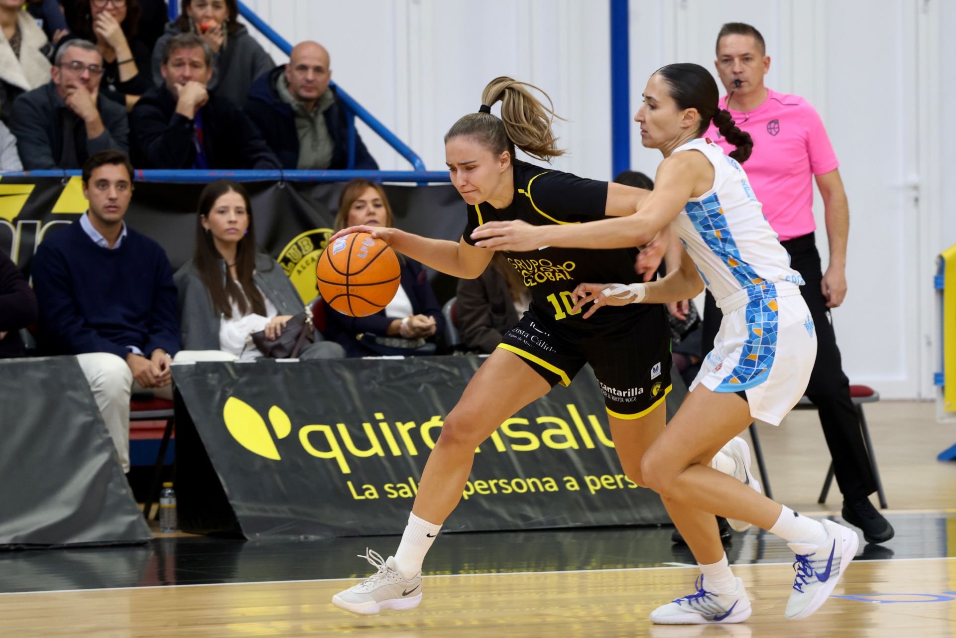 El partido entre el Hozono Jairis y el Perfumerías Avenida, en imágenes