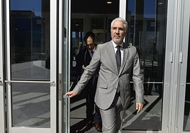 García de la Vega abandona la Ciudad de la Justicia en 2019.