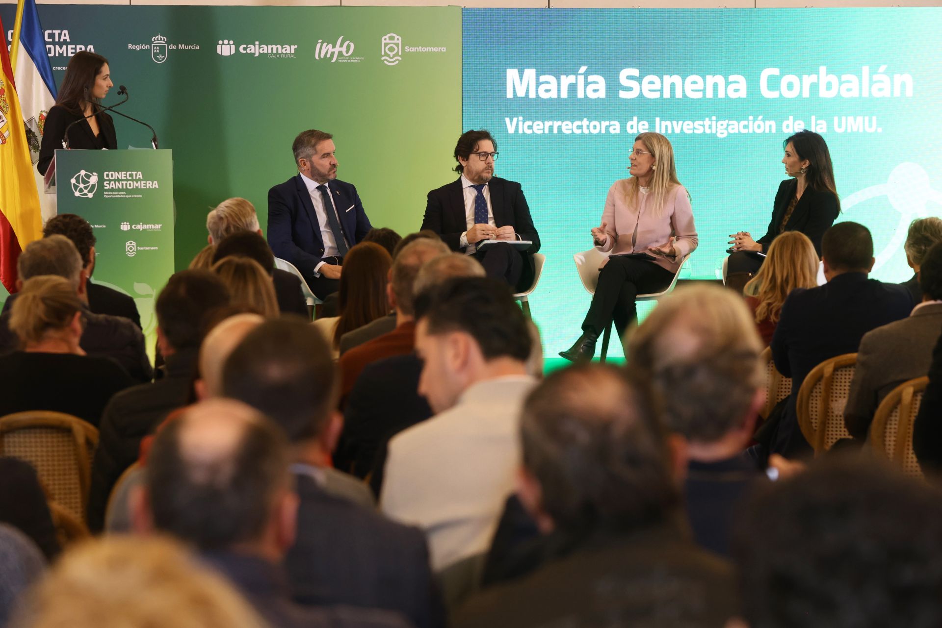 El foro &#039;Conecta Santomera&#039;, en imágenes