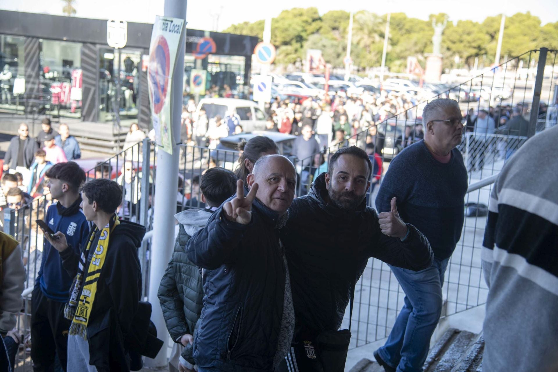 El último entrenamiento del Fútbol Club Cartagena antes del derbi contra el Real Murcia, en imágenes