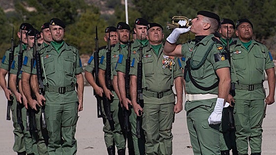 Los paracaidistas de Javalí Nuevo celebran la Inmaculada Concepción