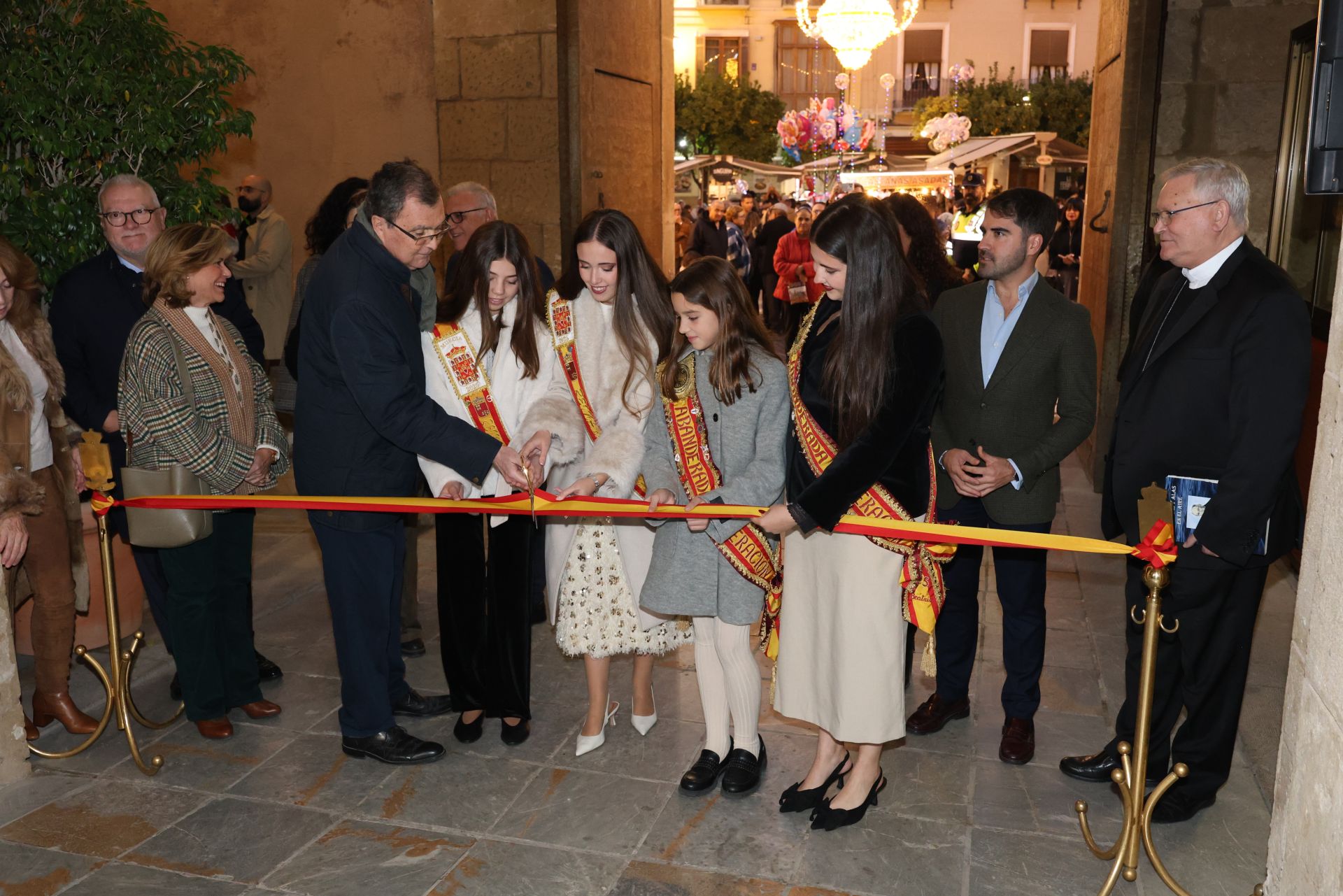 En imágenes, la inauguración del Belén de Murcia en el Palacio Episcopal