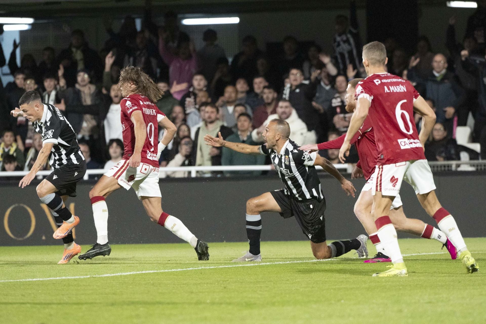 El derbi FC Cartagena - Real Murcia, en imágenes