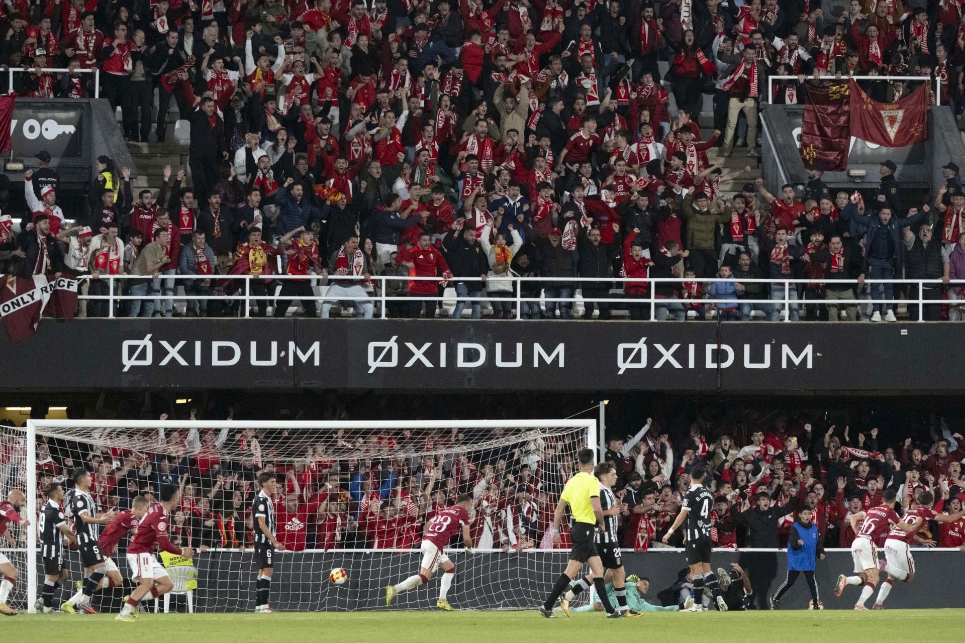 El derbi FC Cartagena - Real Murcia, en imágenes