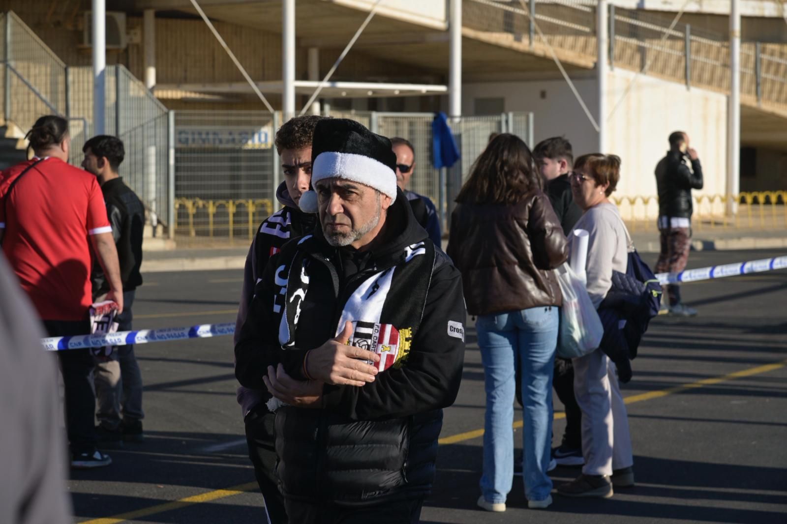 En imágenes, el ambiente en el entorno del Cartagonova