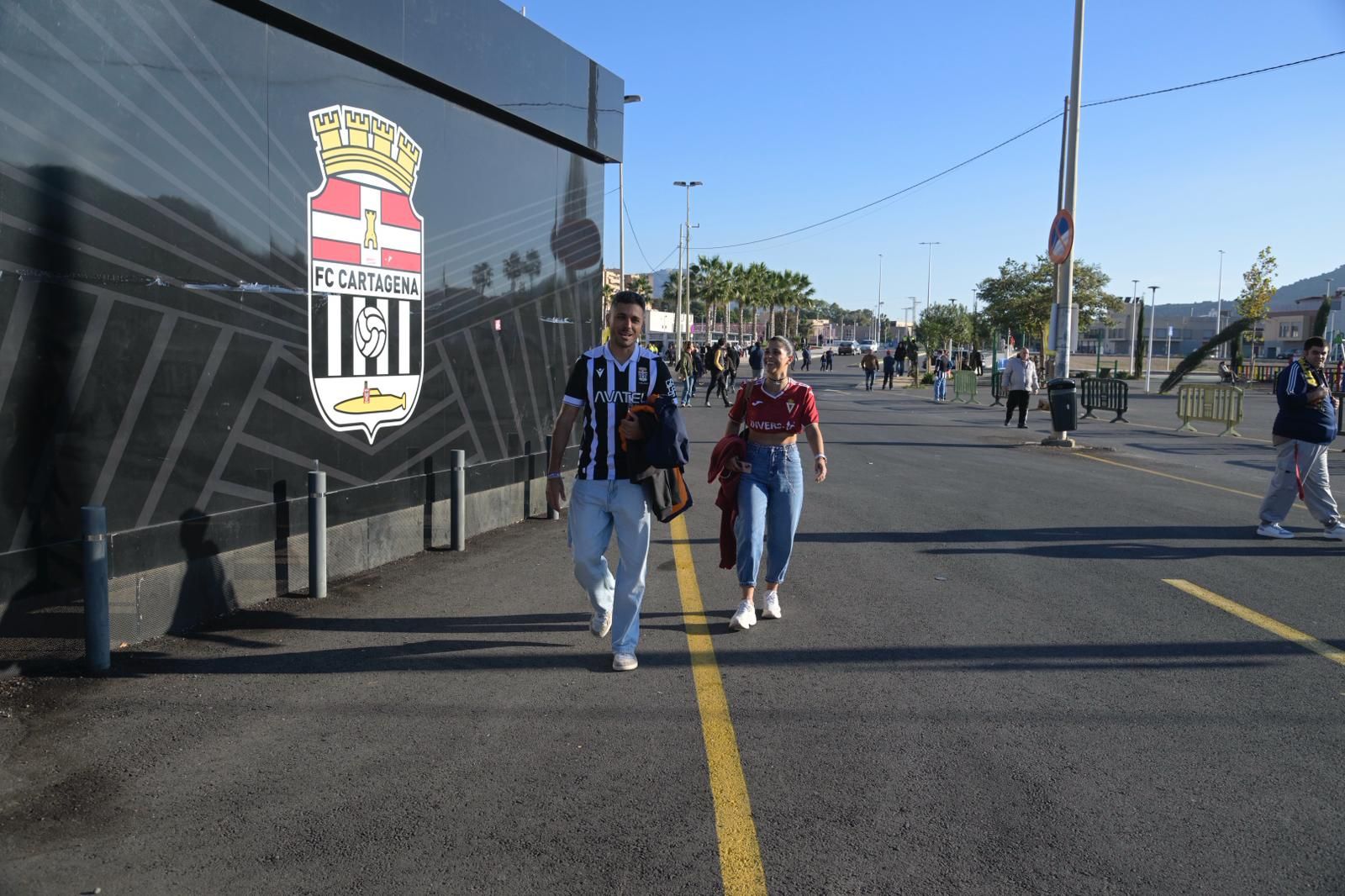 En imágenes, el ambiente en el entorno del Cartagonova