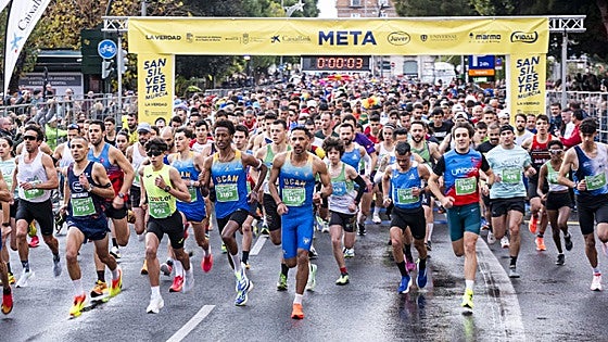 La San Silvestre de Murcia cambia esta tarde coches por corredores