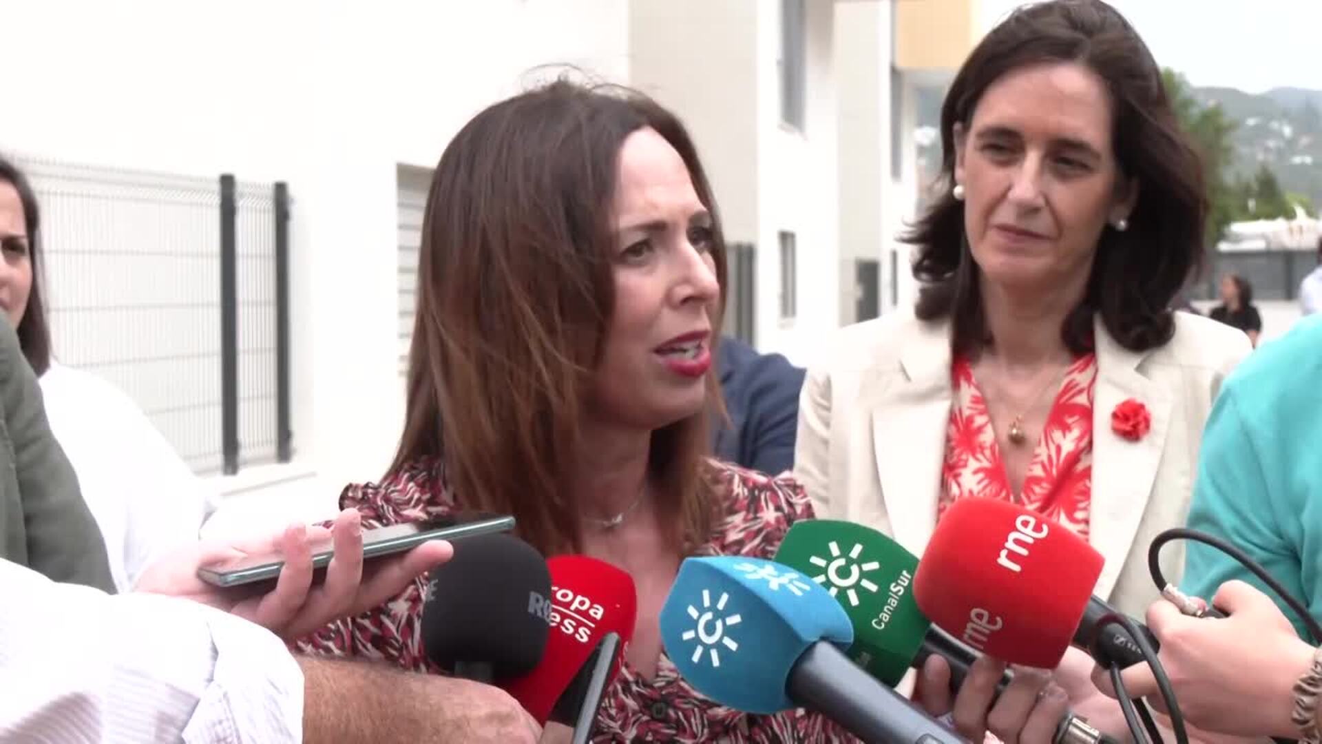 La consejera de Fomento critica los "viernes de campaña electoral en Andalucía" de Montero