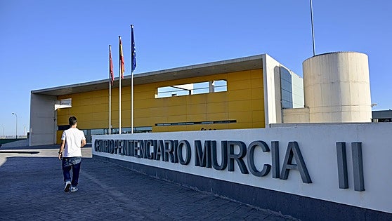 ¿Despedido por entrar a la cárcel? No tiene por qué: qué ocurre con tu trabajo si entras a prisión