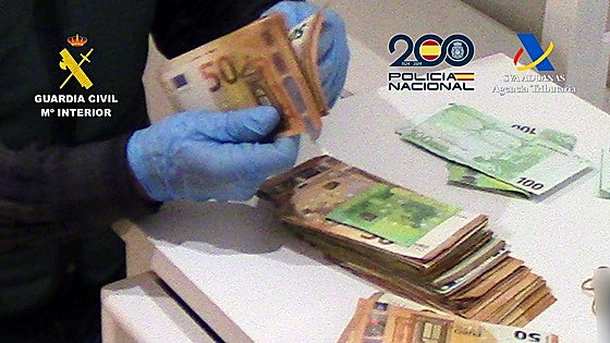 Las imágenes de la operación contra el tráfico de drogas en Molina de Segura y Lorquí