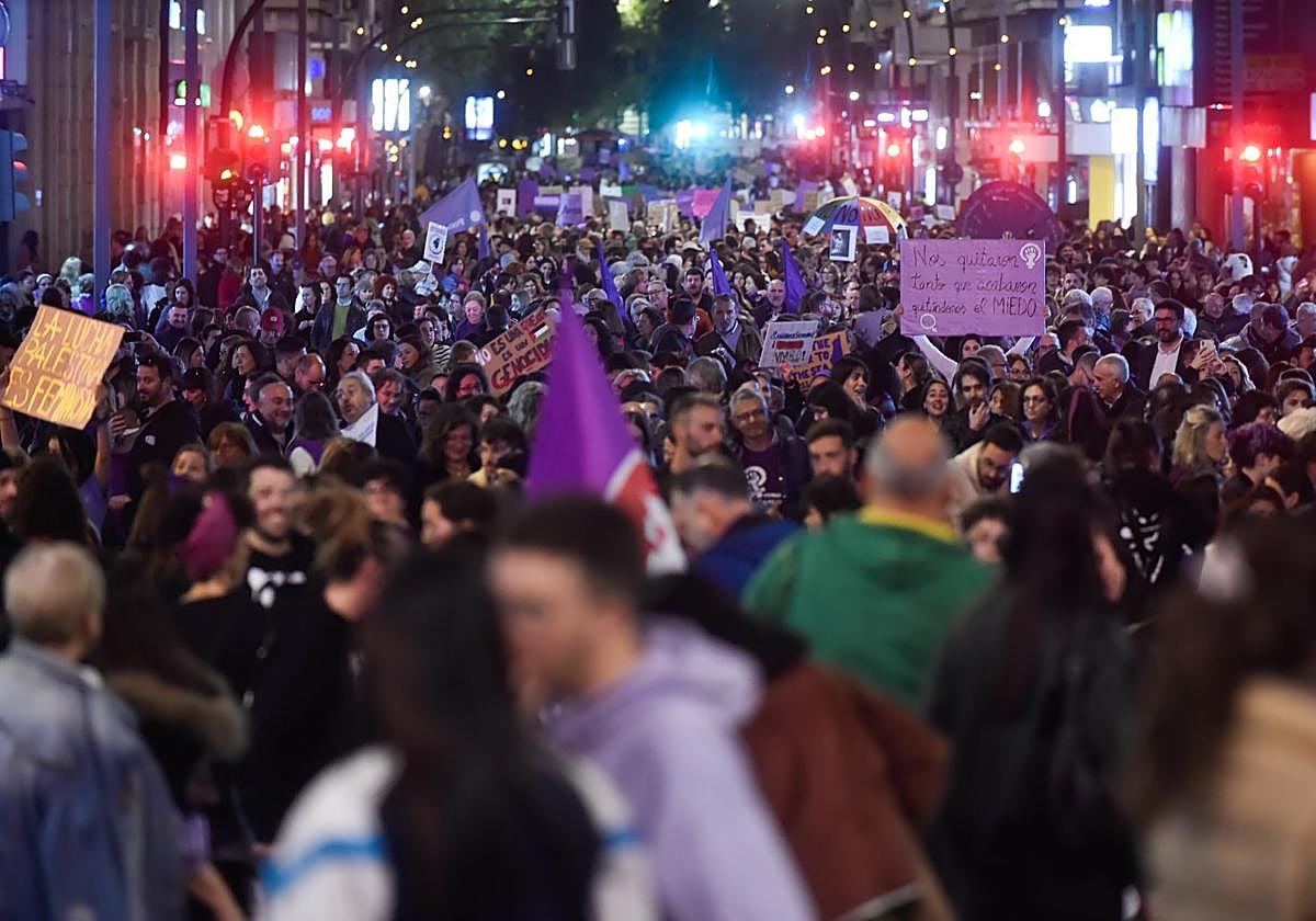 Consulta el horario y el recorrido de la manifestación del 8M en Murcia ...