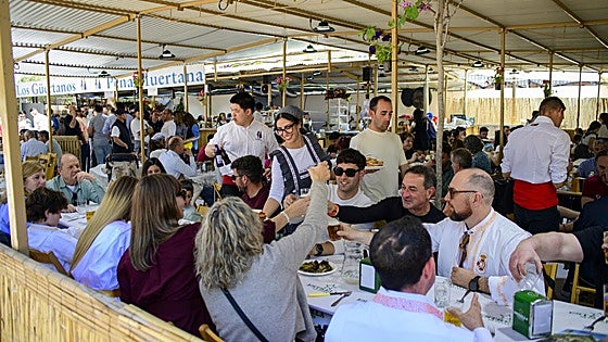 Las barracas echan el cierre a las Fiestas de Primavera en Murcia a pesar de la lluvia