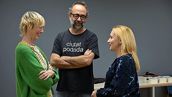Patricia Almarcegui en el Aula de Cultura de LA VERDAD: «Las revoluciones también se hacen en los espacios domésticos»