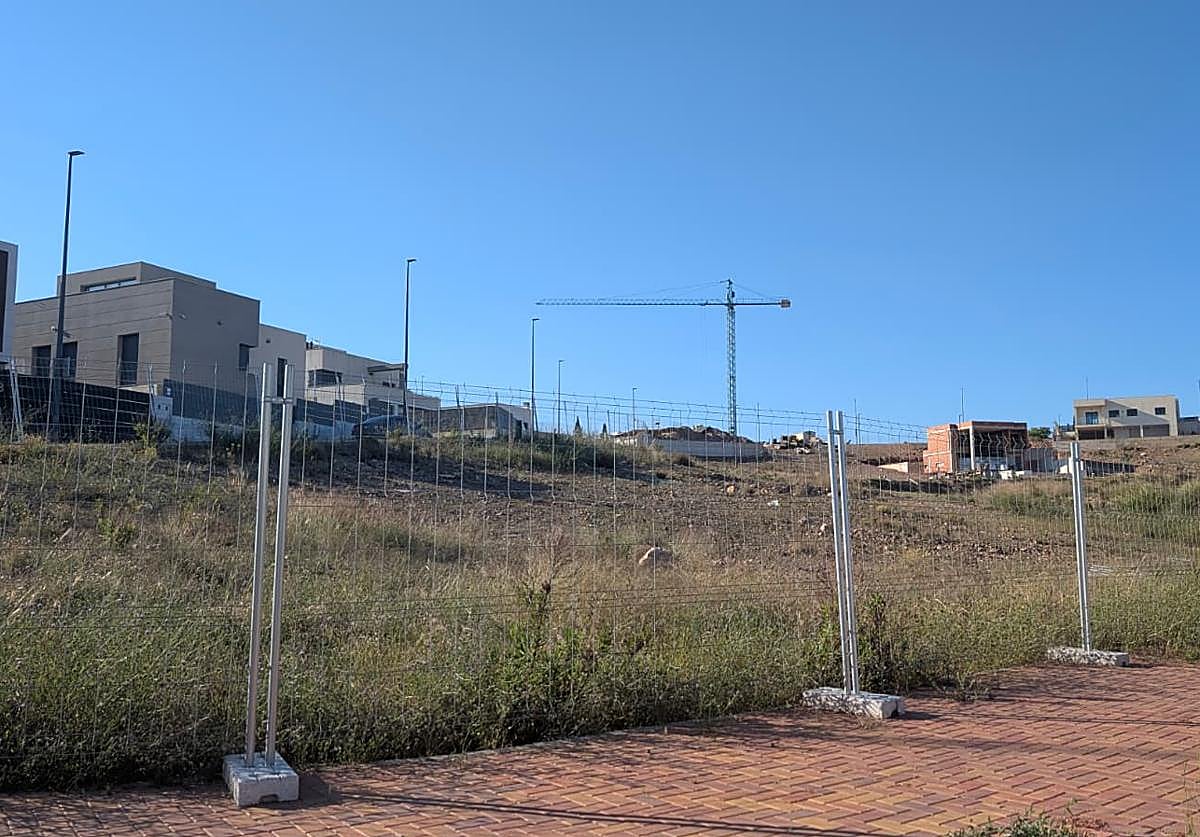 Obras en la urbanización Cabezo Verde, una de las zonas de ampliación urbanística, situada en el norte de Alcantarilla.