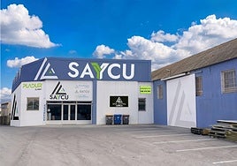 Fachada de SAYCU en Lorca.