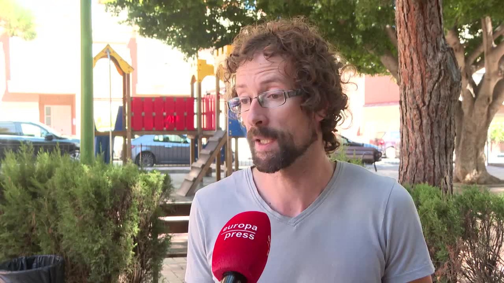 Investigador de la UV se siente "desprotegido" ante su desahucio: "No existe la justicia"