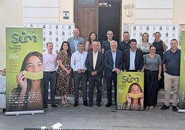 El alcalde de Torre Pacheco, Pedro Ángel Roca, junto al resto de promotores de la SIM en la presentación de esta tercera edición.