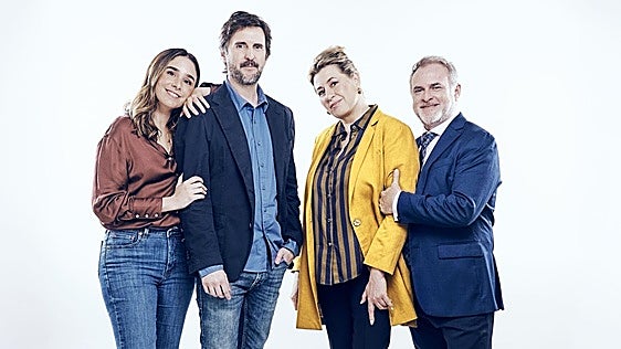 Dardos en familia con sello Cesc Gay