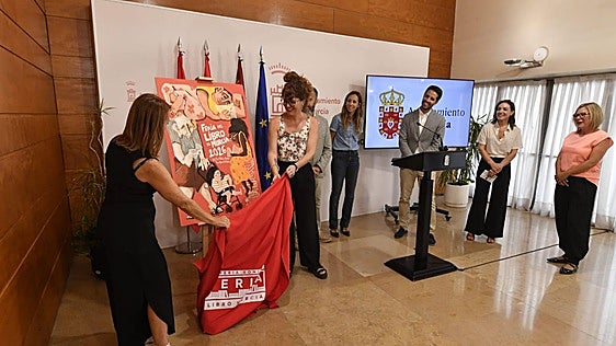 Murcia «cambia el ruido por las palabras» en una Feria del Libro que contará con Julia Navarro y Máximo Huerta