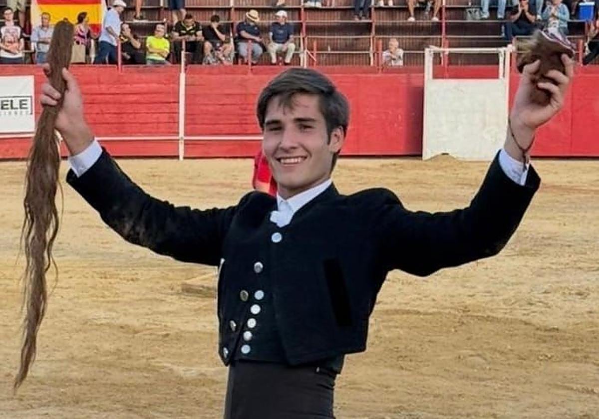 Antonio Aparicio.