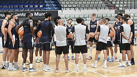 Ocho canteranos harán la pretemporada con el primer equipo del UCAM Murcia
