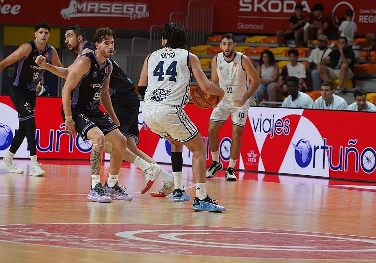Marcos García, este domingo en el partido contra el Gandía.