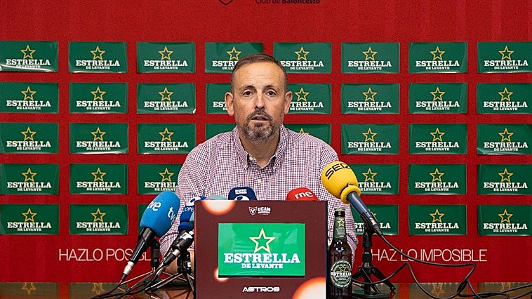 Alejandro Gómez rebaja las expectativas del UCAM Murcia: «No podemos engañar a la gente»