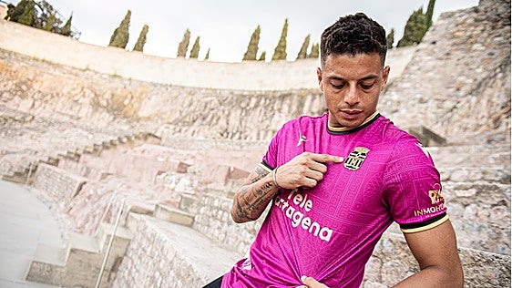 El Teatro Romano, protagonista en la segunda equipación del Cartagena