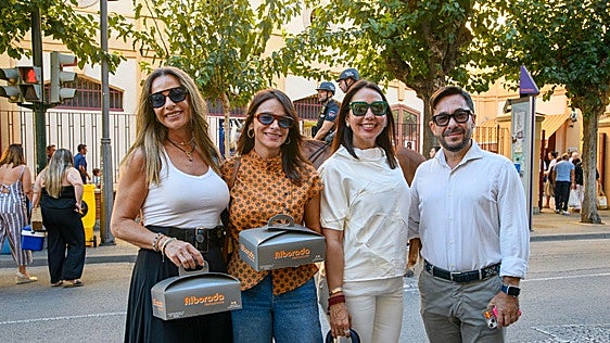 Ambiente de la primera corrida de la Feria de Murcia 2026, en imágenes