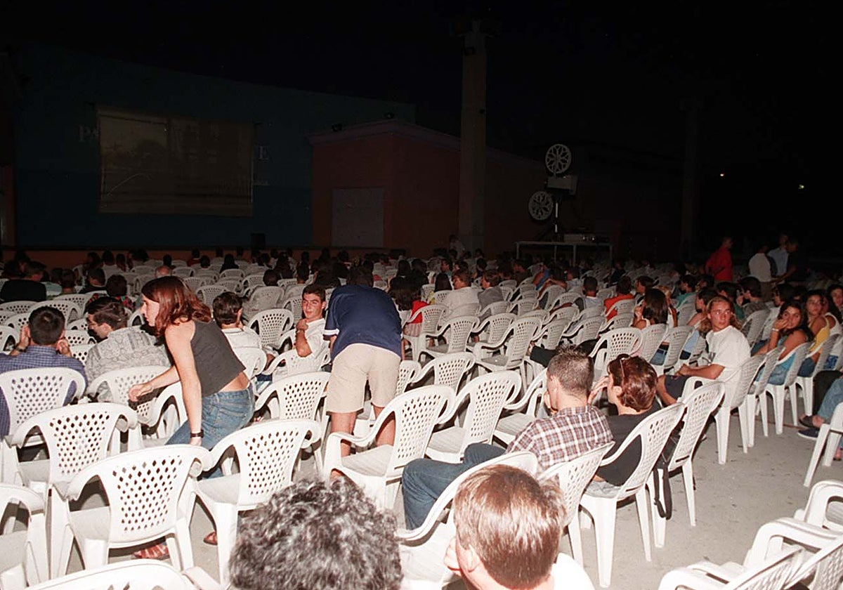 Un cine de verano en Murcia, fotografía de archivo.