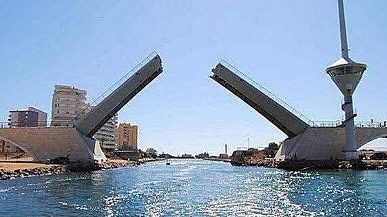 Reabre el puente del Estacio de La Manga tras tres días de avería