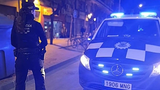 Una pelea multitudinaria en Murcia acaba con tres detenidos y dos heridos, uno de ellos con un cristal clavado en un ojo