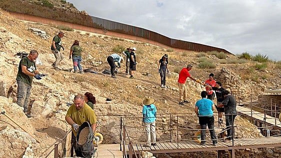 Siyâsa inicia nuevas excavaciones de la mano de voluntarios de toda España