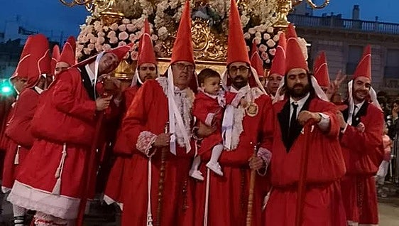 Un 'colorao' grande al mando de la Morenica