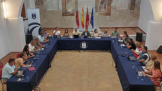 El Ayuntamiento de Caravaca recurre a fondos extraordinarios para pagar facturas y deuda