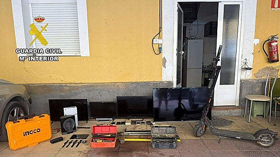 Cuatro detenidos por robos con fuerza en viviendas de Alhama de Murcia