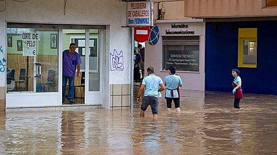 El segundo gran temporal de septiembre deja inundaciones en Cartagena y varias personas rescatadas